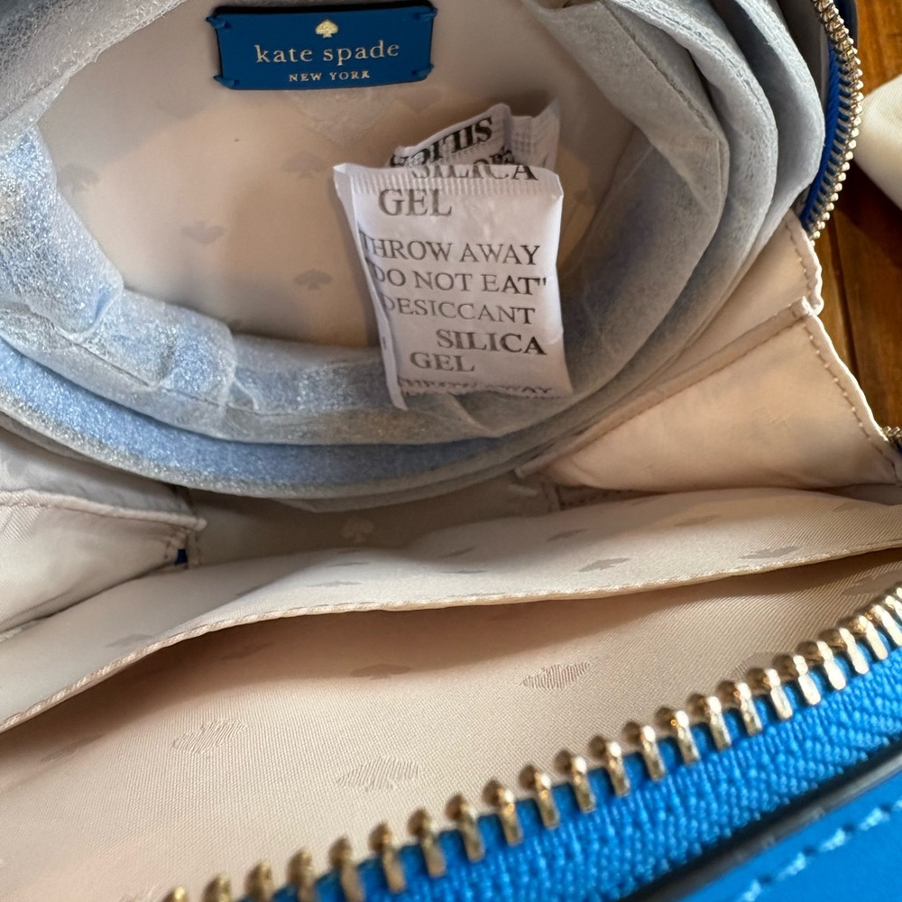 Kate Spade Splash Pool Float Crossbody Blue White Multi  Coin Purse Set Novelty - Picture 6 of 16